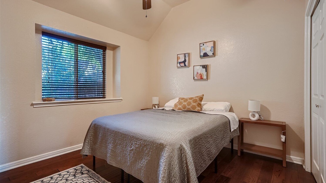 Photo of Bedroom in Coves Of Cimmaron