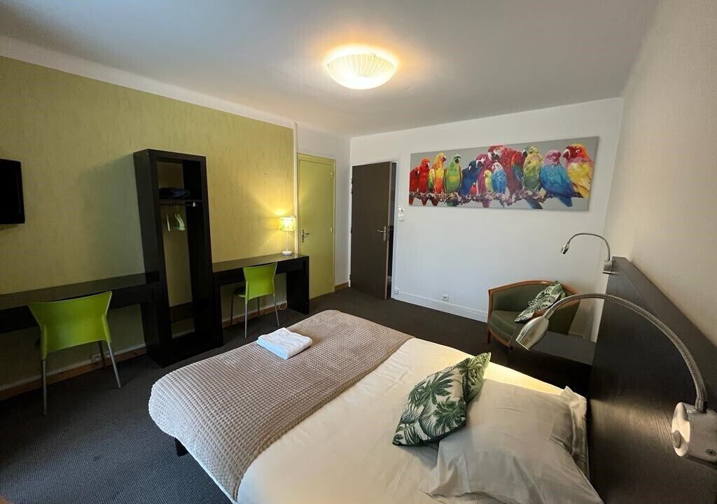 Photo of Bedroom in Saint-Vincent-Sterlanges