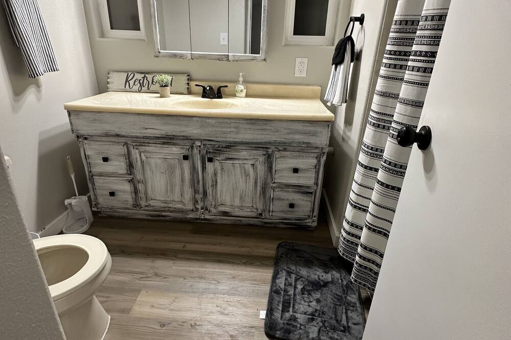 Photo of Bathroom in Duchesne