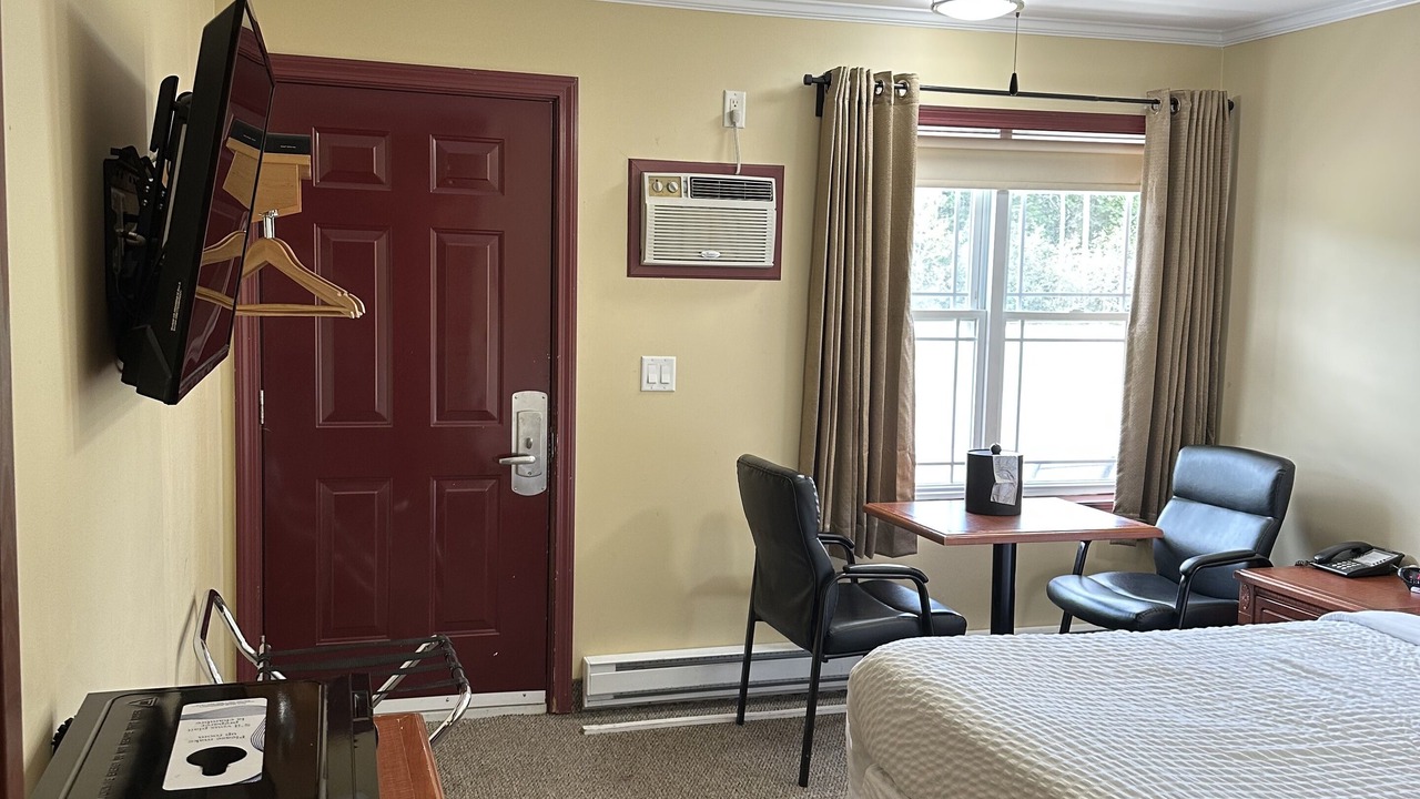 Photo of Bedroom in Waasis