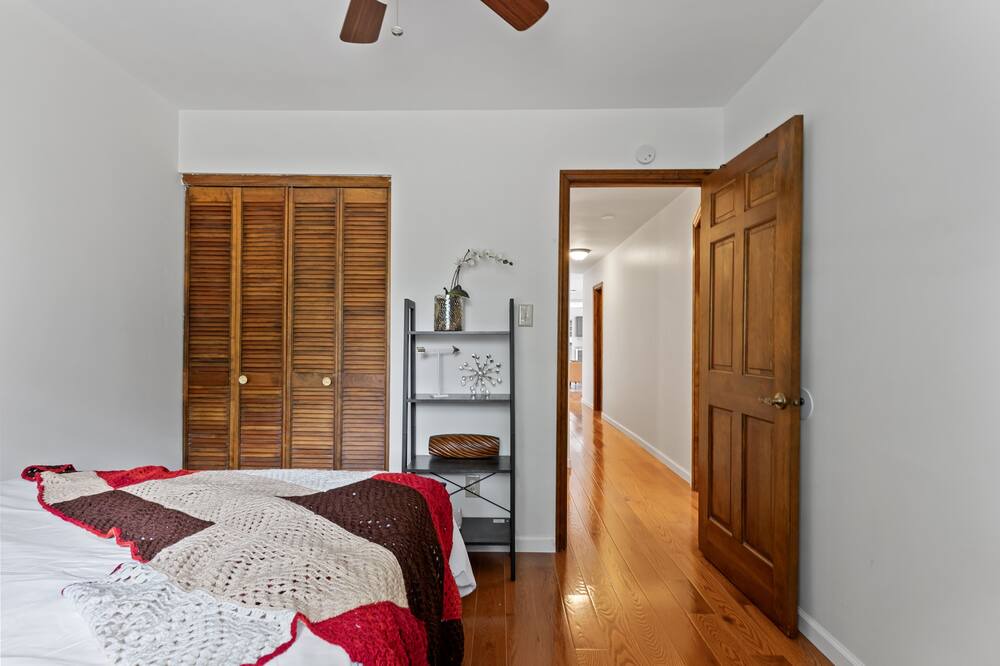 Photo of Bedroom in Eureka