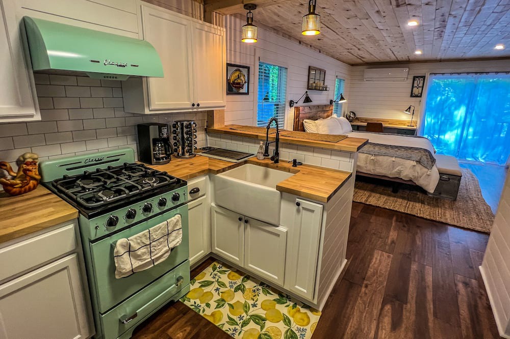 Photo of Kitchen in Hampton