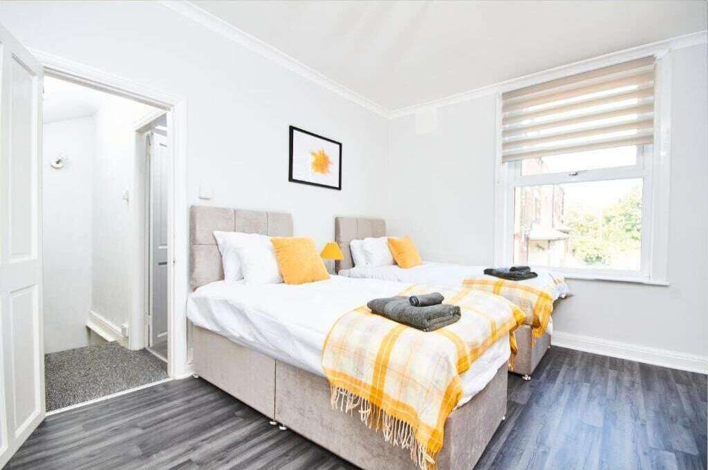 Photo of Others in Leeds