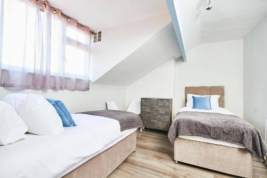 Photo of Others in Leeds