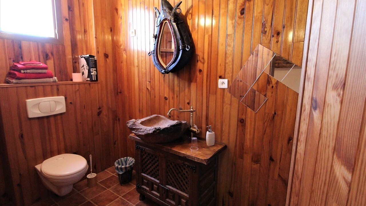 Photo of Bathroom in Longessaigne
