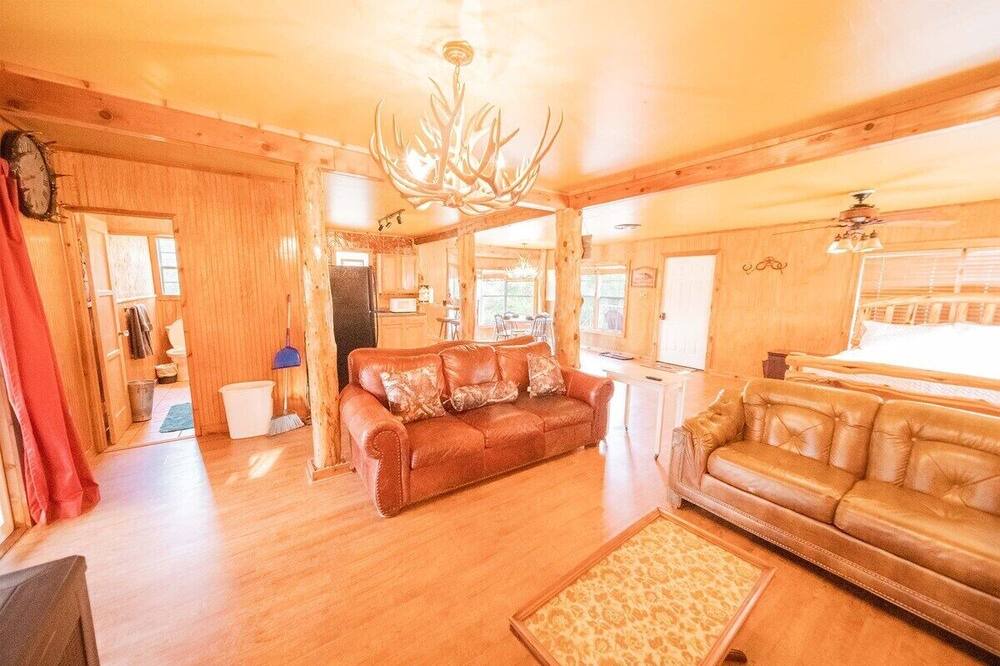Photo of Livingroom in Oakwood