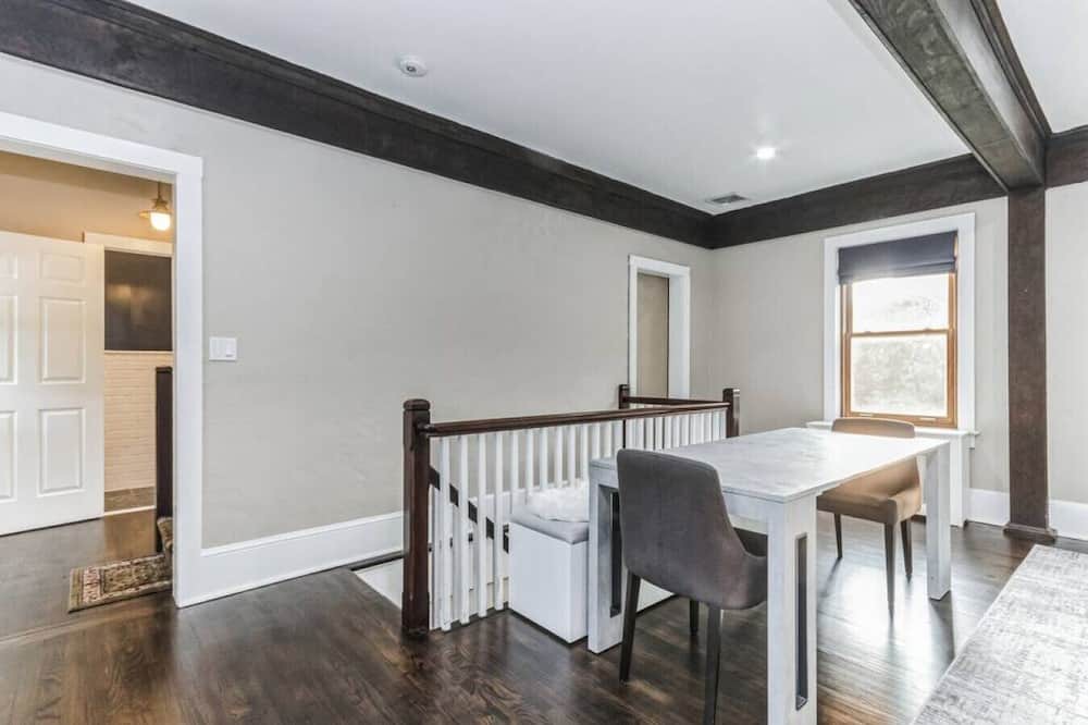 Photo of Others in Firthcliffe