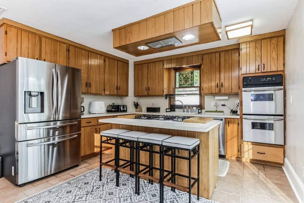 Photo of Others in Firthcliffe