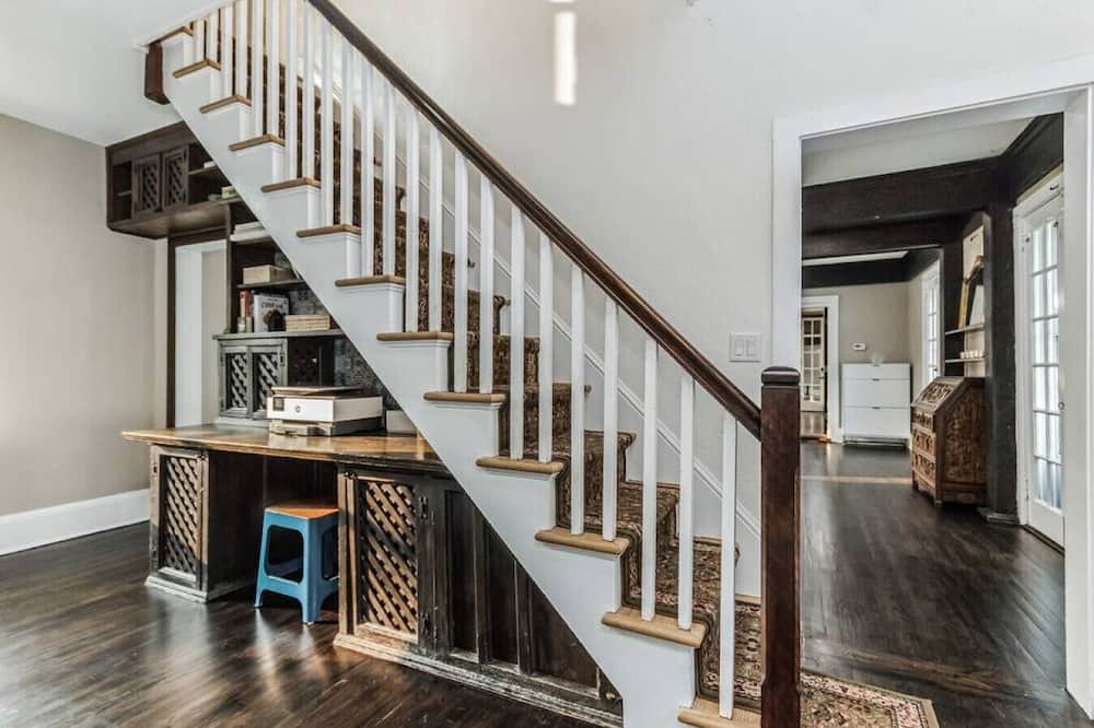 Photo of Others in Firthcliffe