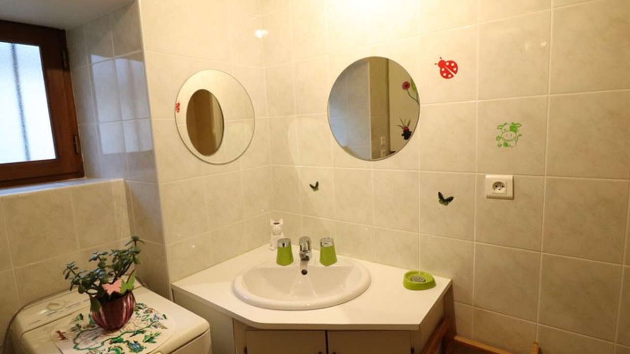 Photo of Bathroom in Arnac