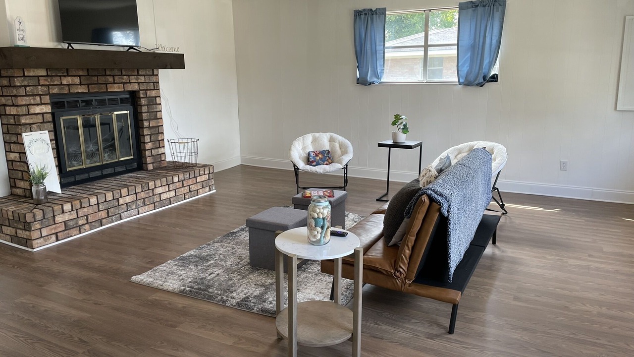 Photo of Livingroom in Lumberton