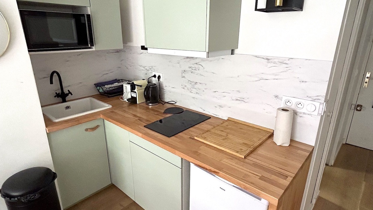 Photo of Kitchen in Quartier des Grandes-Carrieres