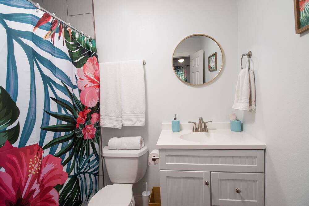 Photo of Bathroom in Gordonville