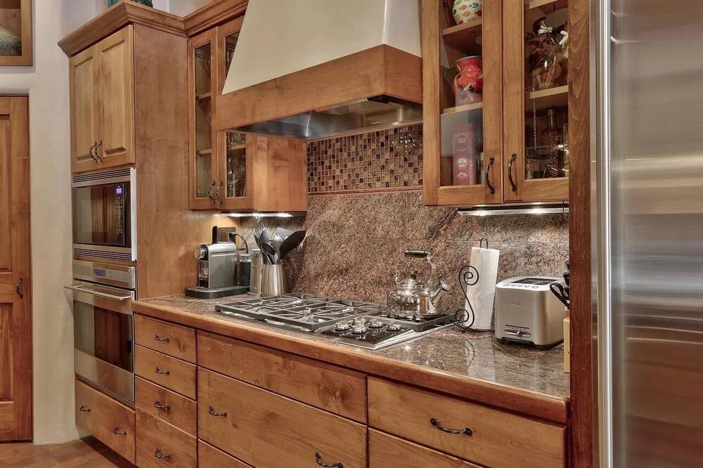 Photo of Kitchen in Los Ranchos de Albuquerque