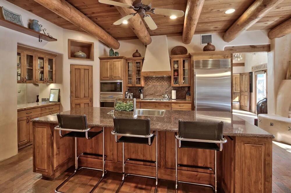 Photo of Kitchen in Los Ranchos de Albuquerque