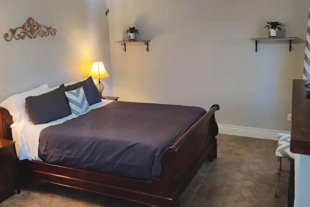Photo of Bedroom in Artesia