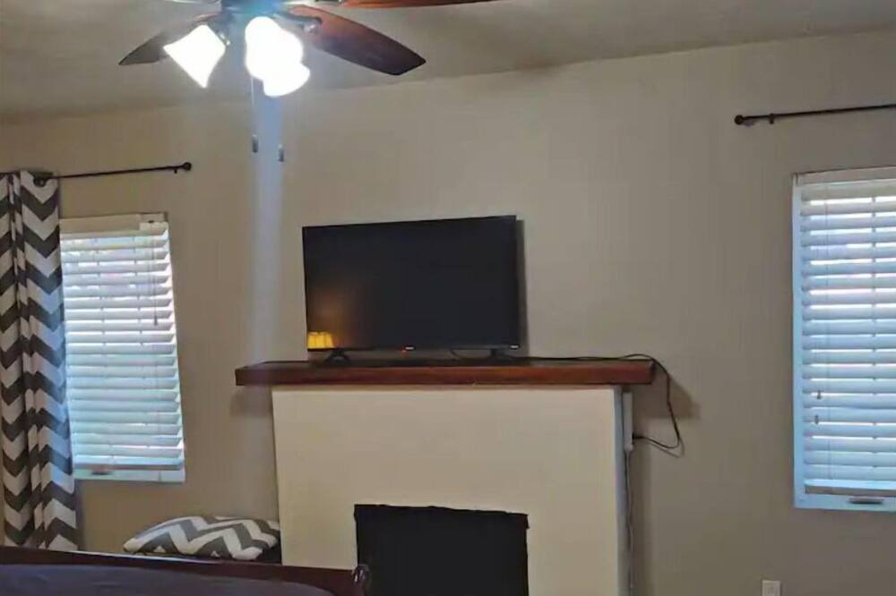 Photo of Bedroom in Artesia
