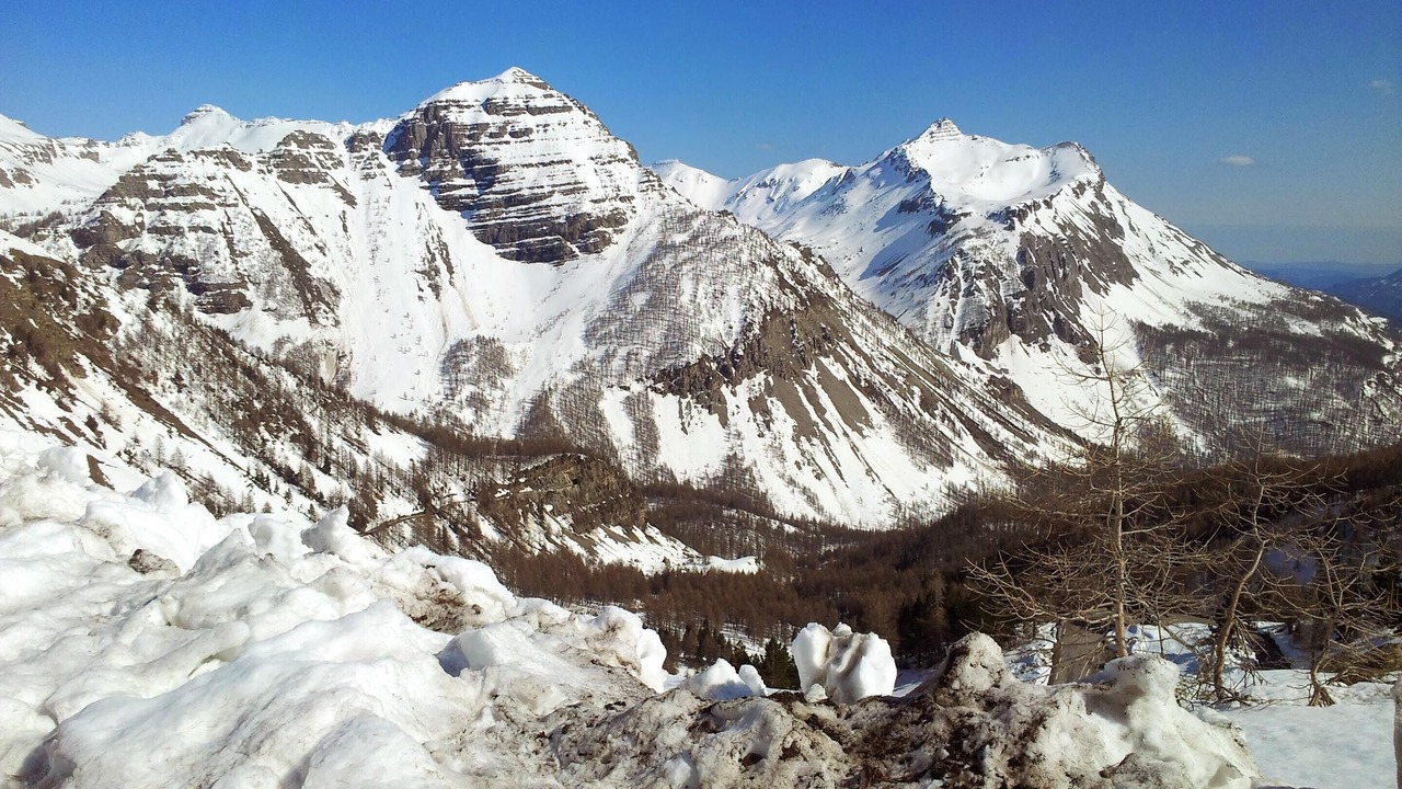 Photo of Outdoor in Esteng