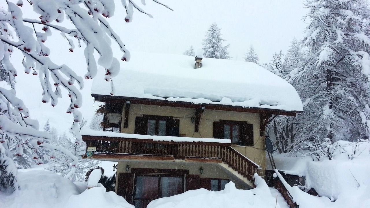 Photo of Outdoor in Esteng