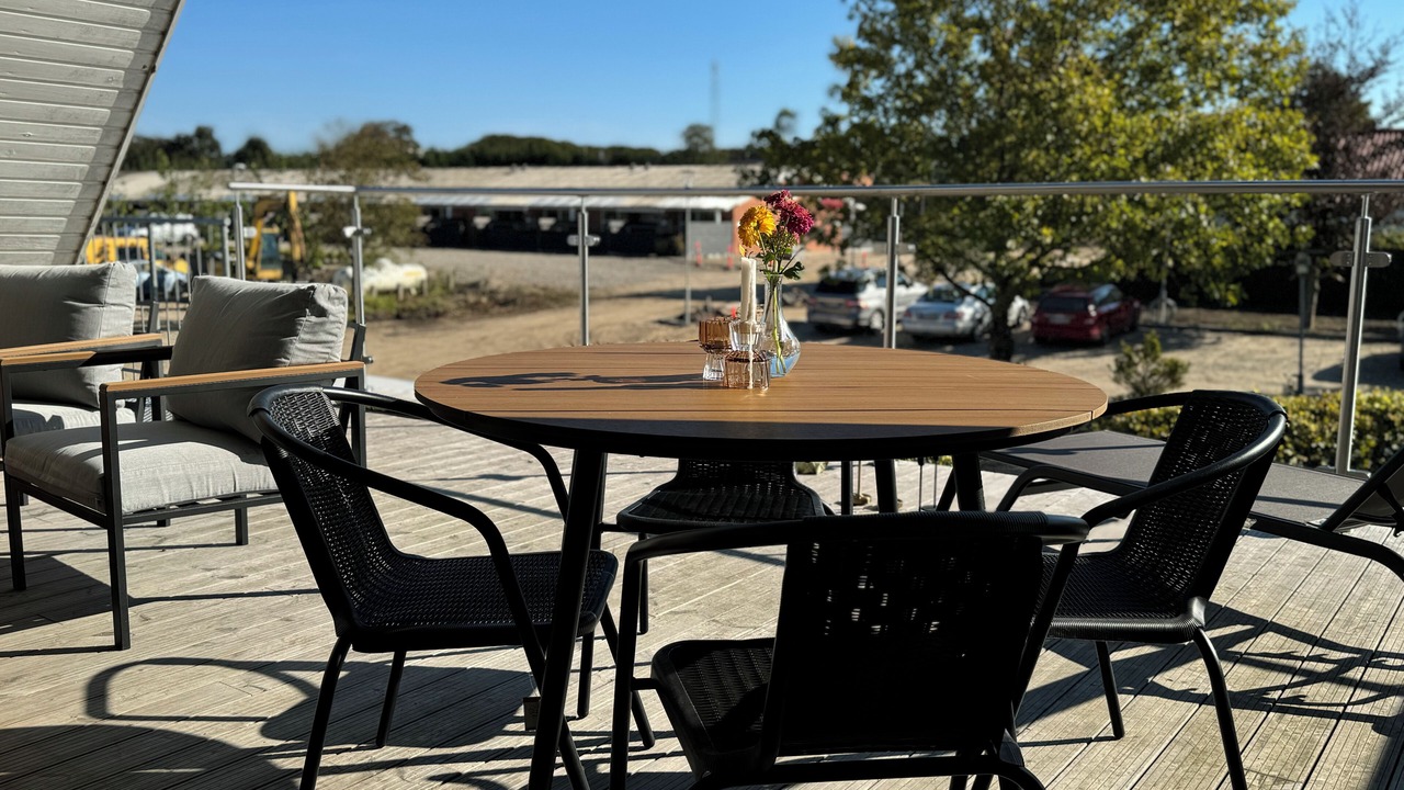 Photo of Others in Rold