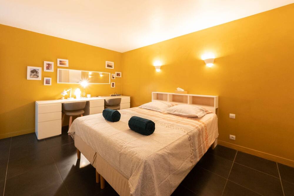 Photo of Bedroom in Le Cres
