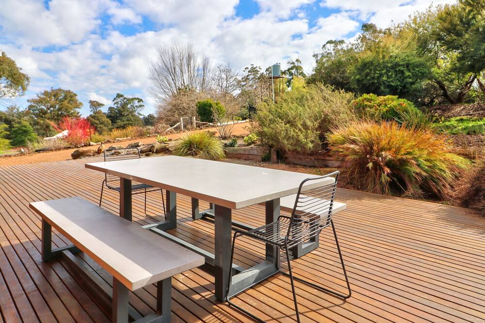 Photo of Others in Tolmie