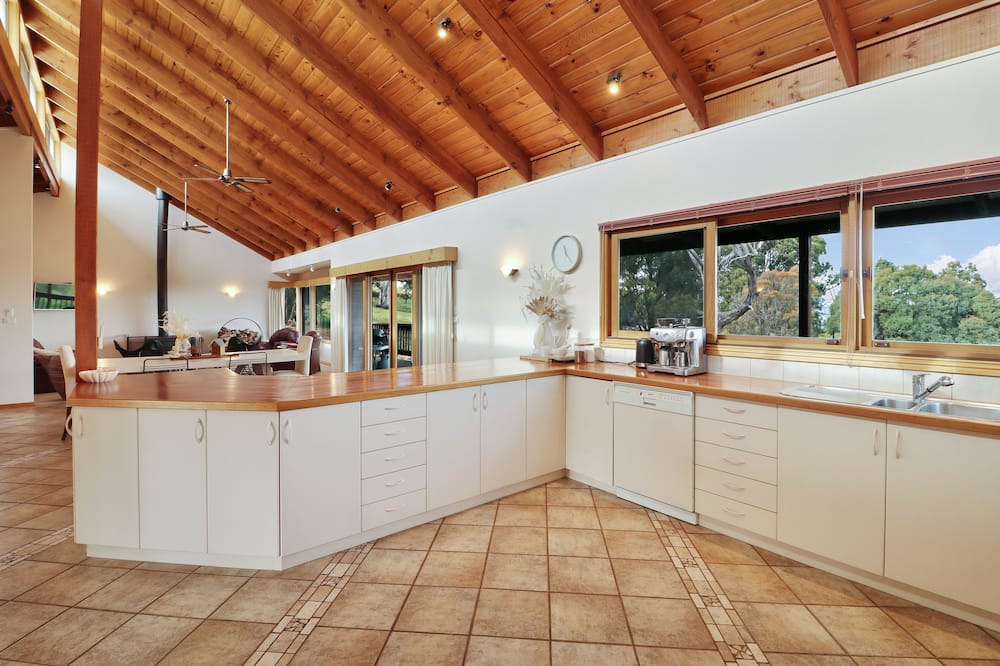 Photo of Others in Tolmie