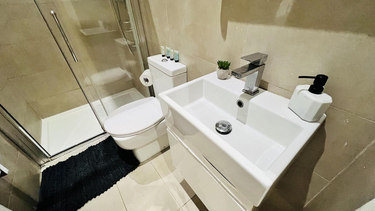 Photo of Bathroom in Ealing