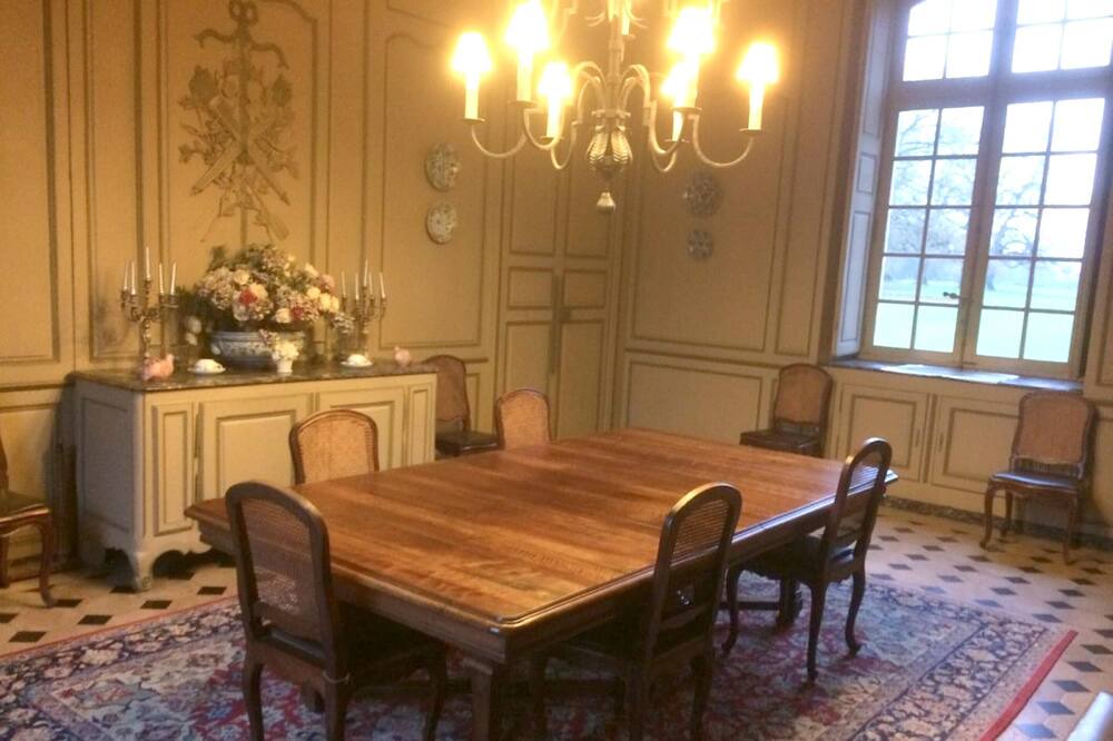 Photo of Livingroom in La Quinte