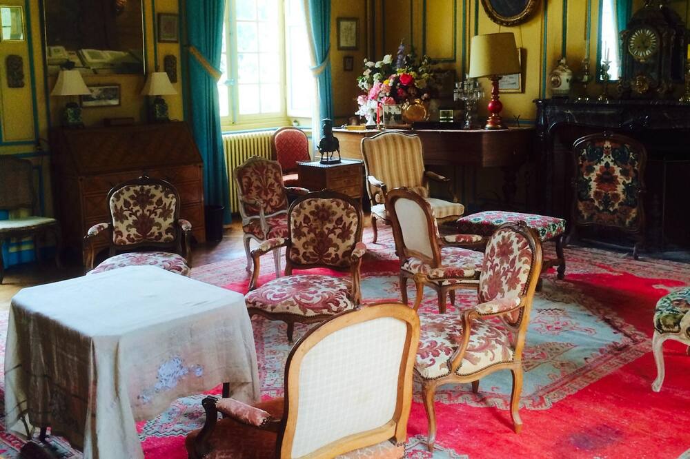 Photo of Livingroom in La Quinte