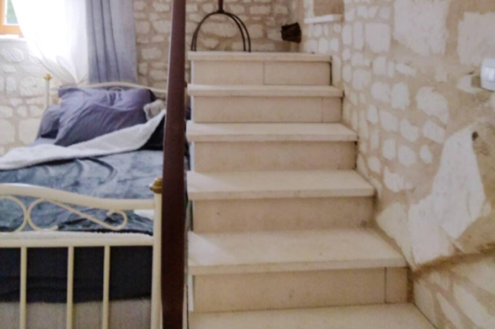 Photo of Bedroom in Courchamps