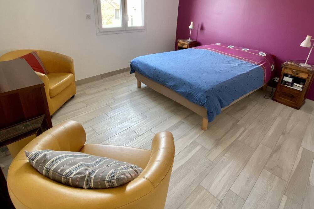 Photo of Livingroom in Cournonsec