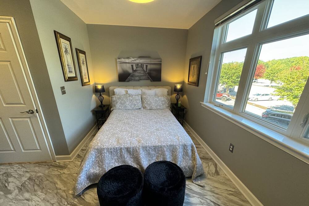 Photo of Bedroom in Smith Mountain Lake