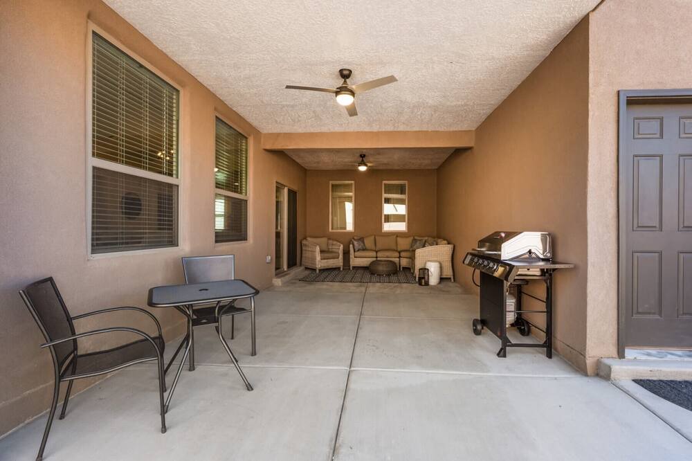 Photo of Patio Balcony in Mesa Del Sol Innovation Park