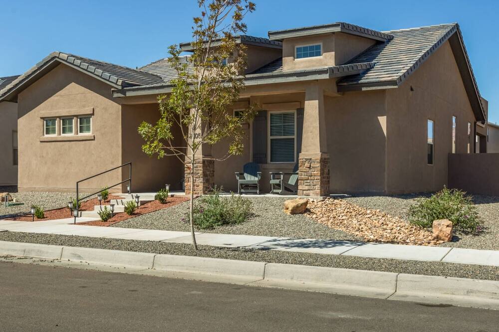 Photo of Outdoor in Mesa Del Sol Innovation Park