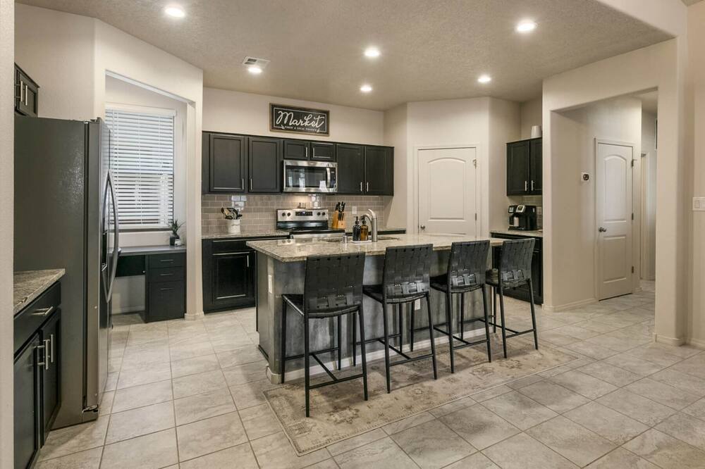 Photo of Kitchen in Mesa Del Sol Innovation Park