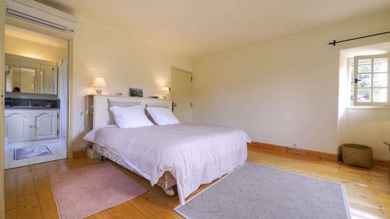 Photo of Bedroom in Paradou