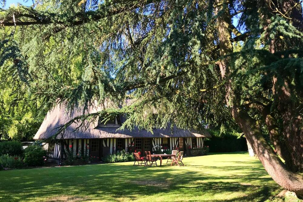 Photo of Outdoor in Berthouville