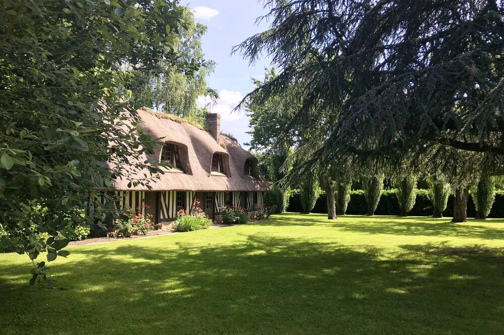 Photo of Outdoor in Berthouville
