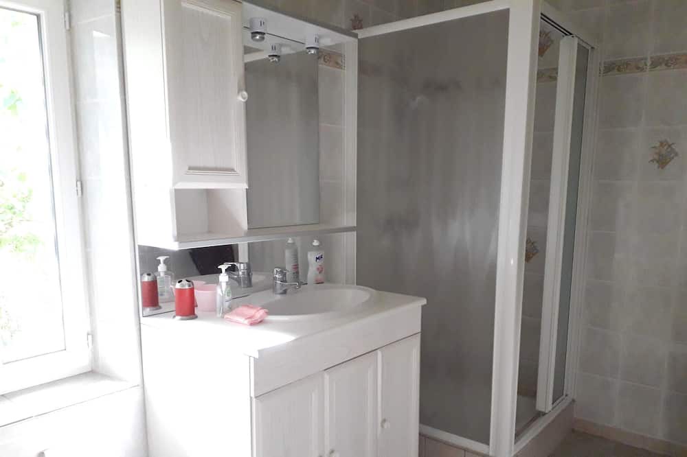 Photo of Bathroom in Lucay-le-Male