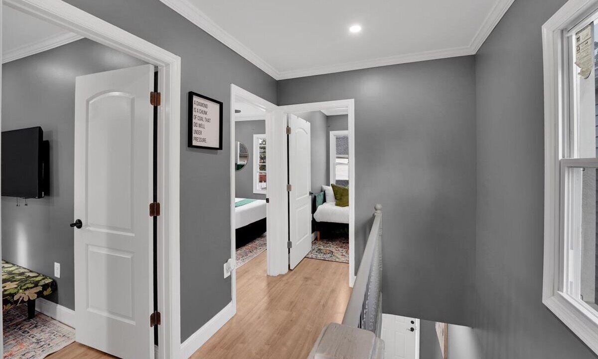 Photo of Others in Vauxhall