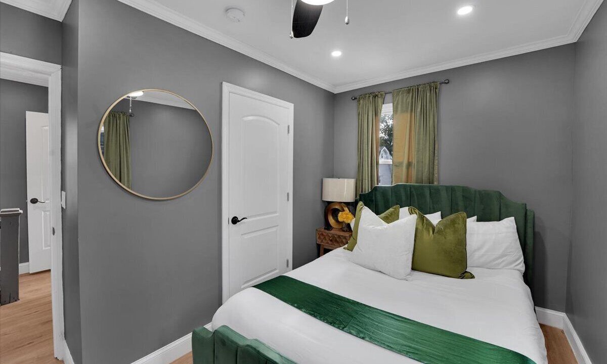 Photo of Others in Vauxhall