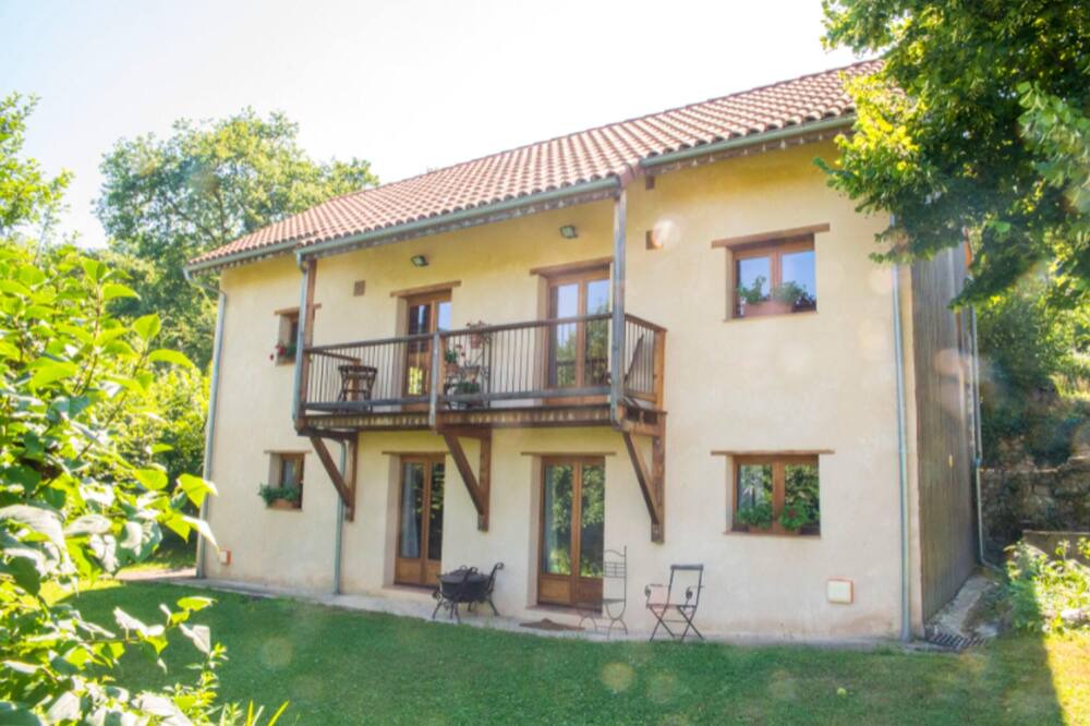 Photo of Outdoor in Gembrie