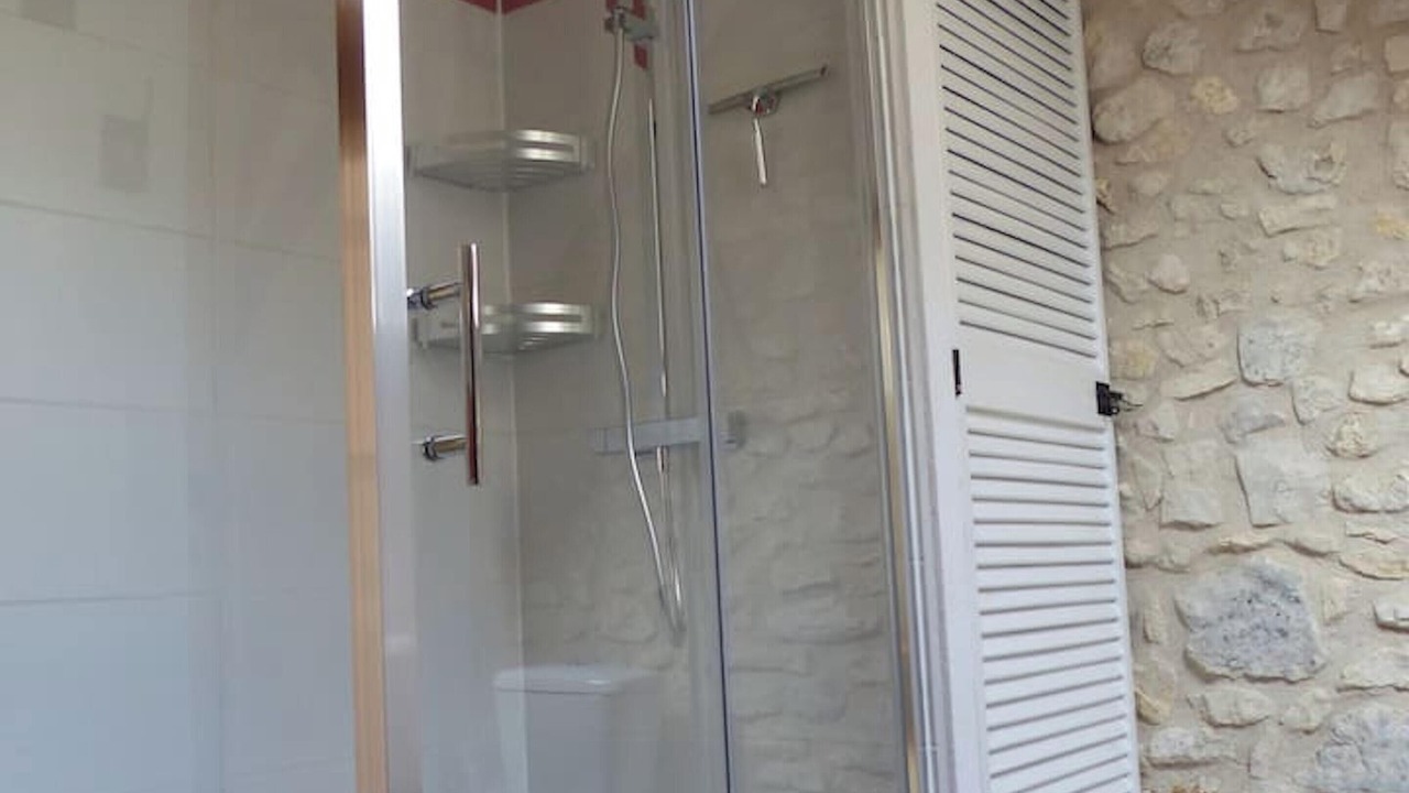 Photo of Bathroom in Concremiers