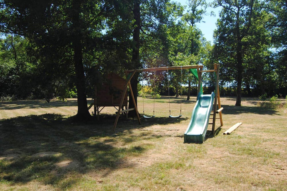 Photo of Others in Maurens
