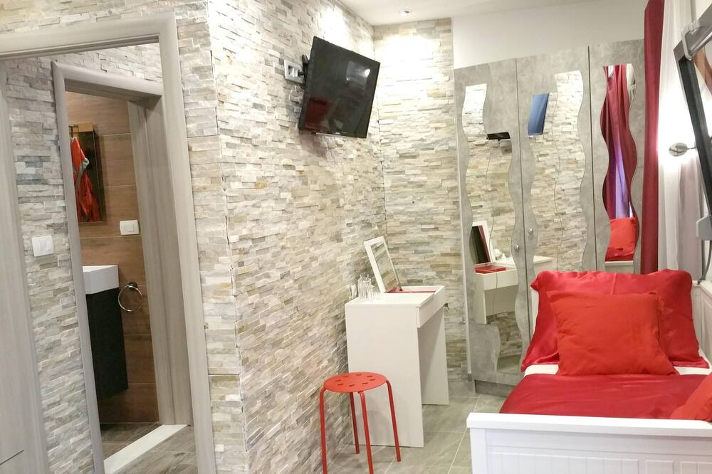 Photo of Bathroom in Vantacici