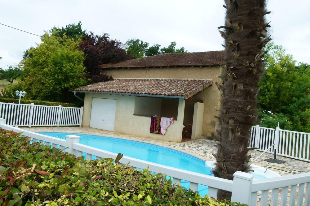 Photo of Outdoor in Ornezan