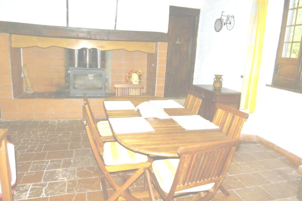 Photo of Livingroom in Ornezan