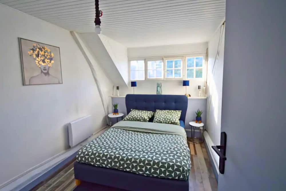 Photo of Bedroom in Amblainville