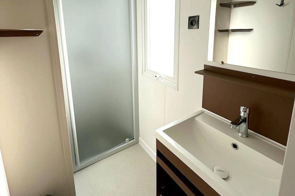 Photo of Bathroom in Corsavy